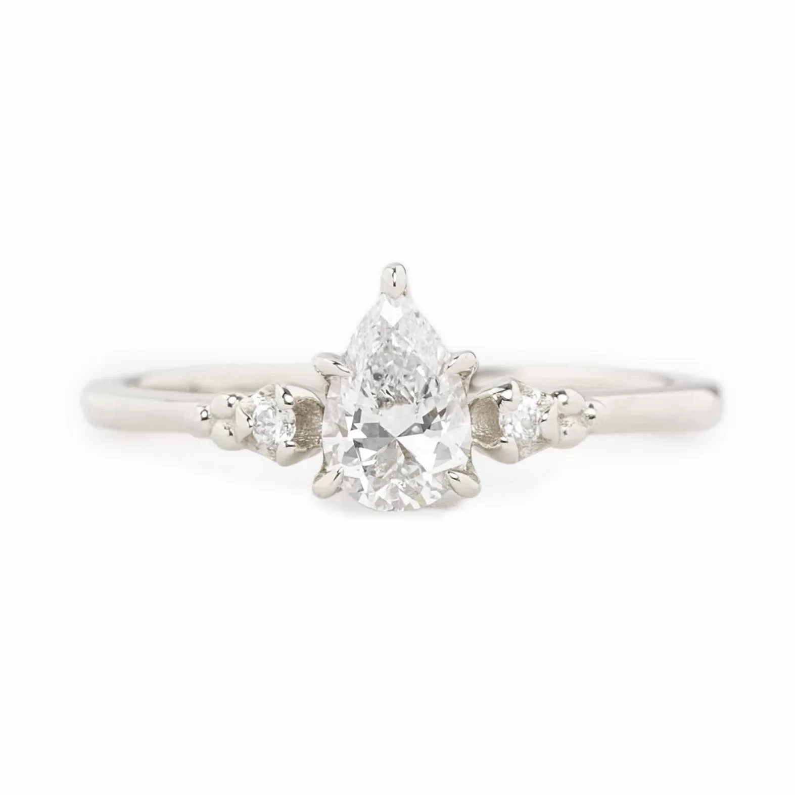 Estel Ring Pear Cut Diamond