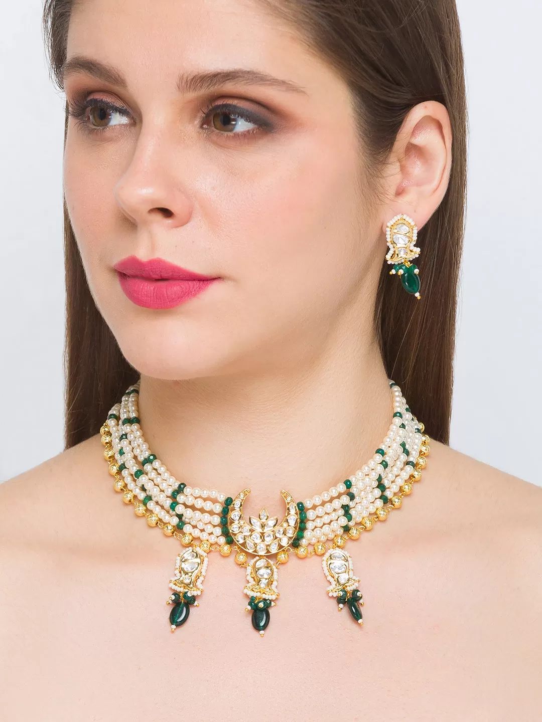 Golden Crème  and Green  Kundan Polki, Agates, Necklace.