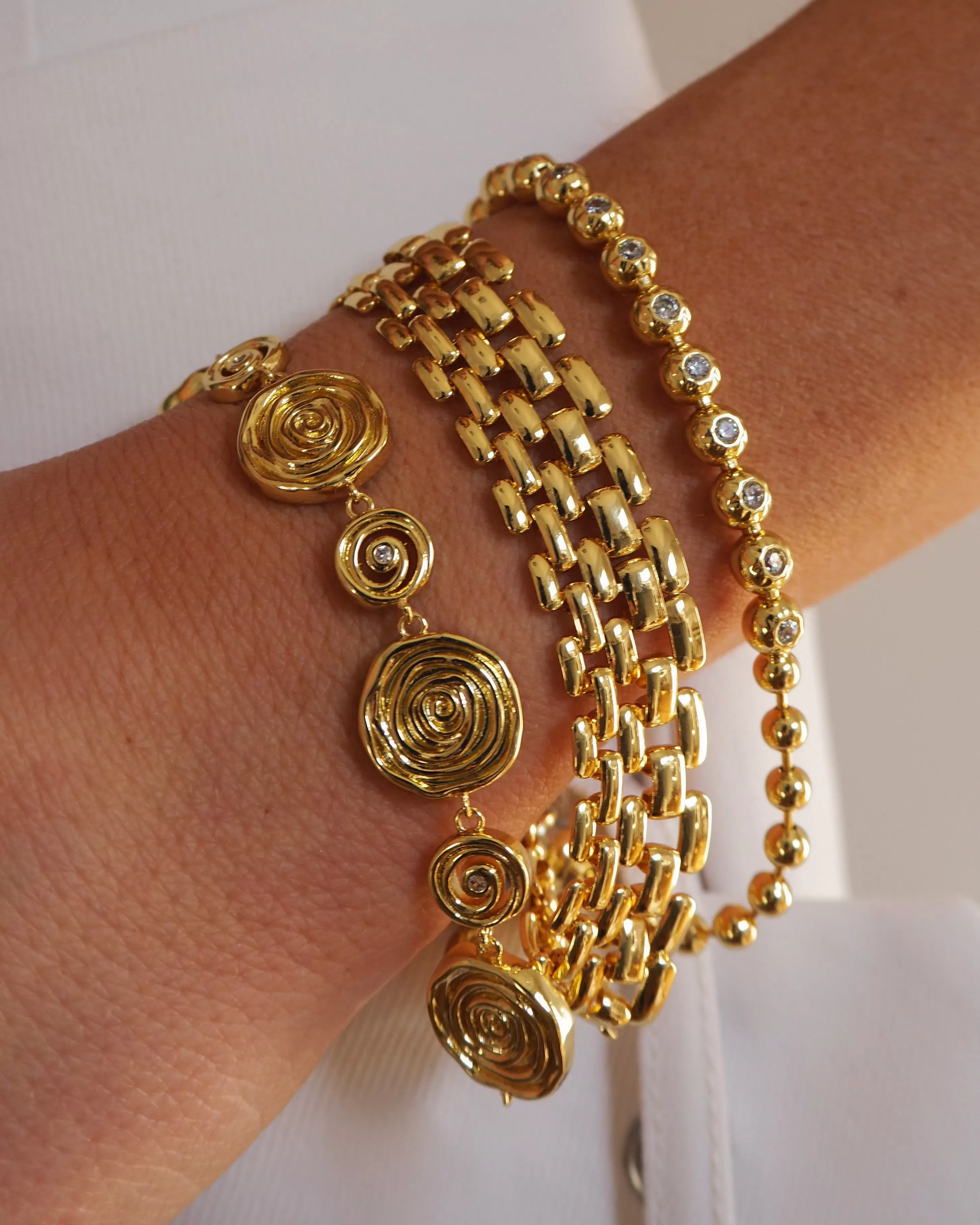 Rosette Coil Link Bracelet- Gold