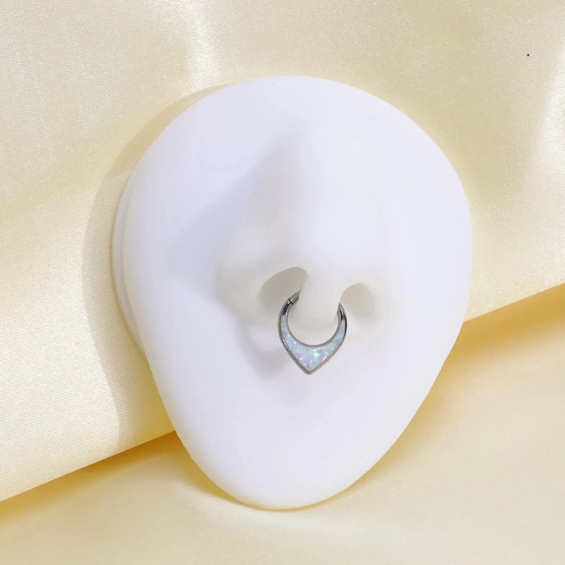 Titanium White Opal PLANCHETTE Clicker