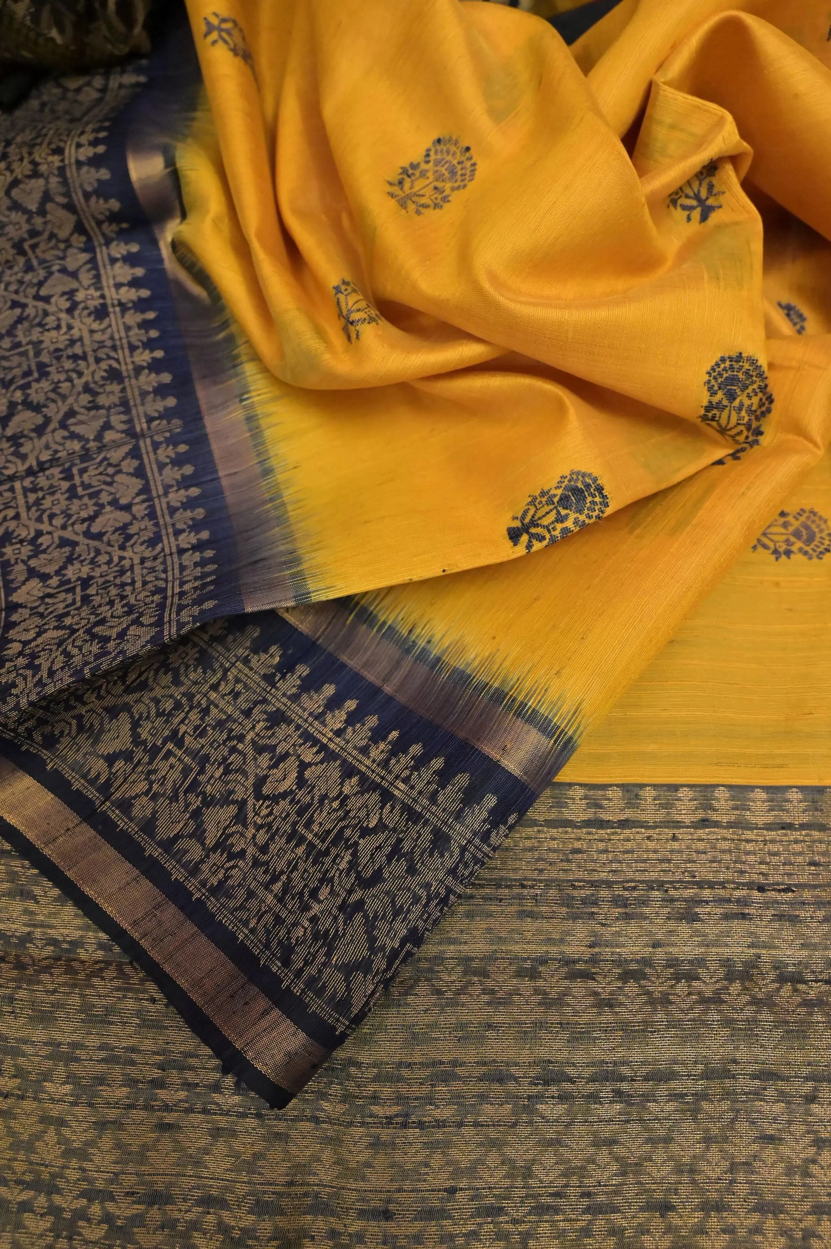 Yellow Color Dupion Silk Saree with Hand woven Work and Jala Pallu